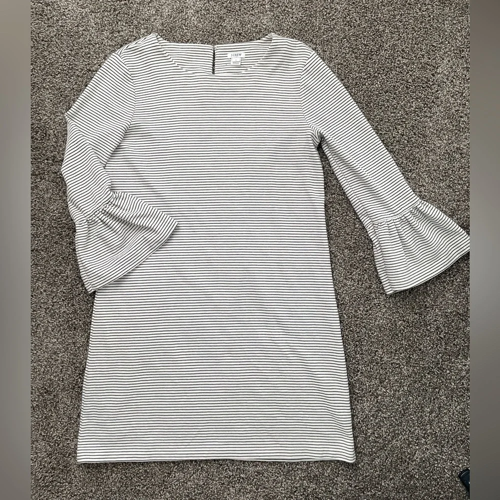 J. Crew Gray Sheath Dress with Bell Sleeves Medium size black and white cotton - Picture 4 of 15